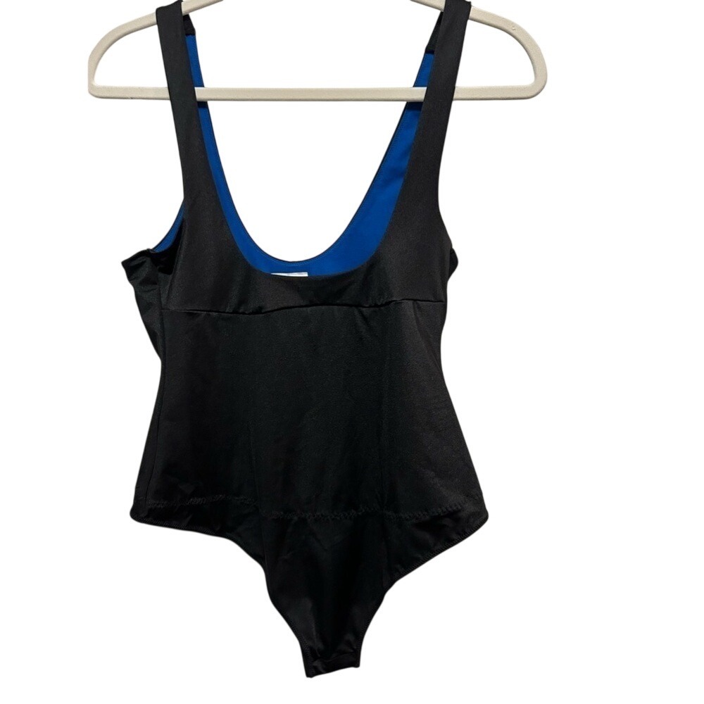 YITTY Headliner Shaping Open Bust Thong‎ Bodysuit L Iconic Black Shapewear NWT